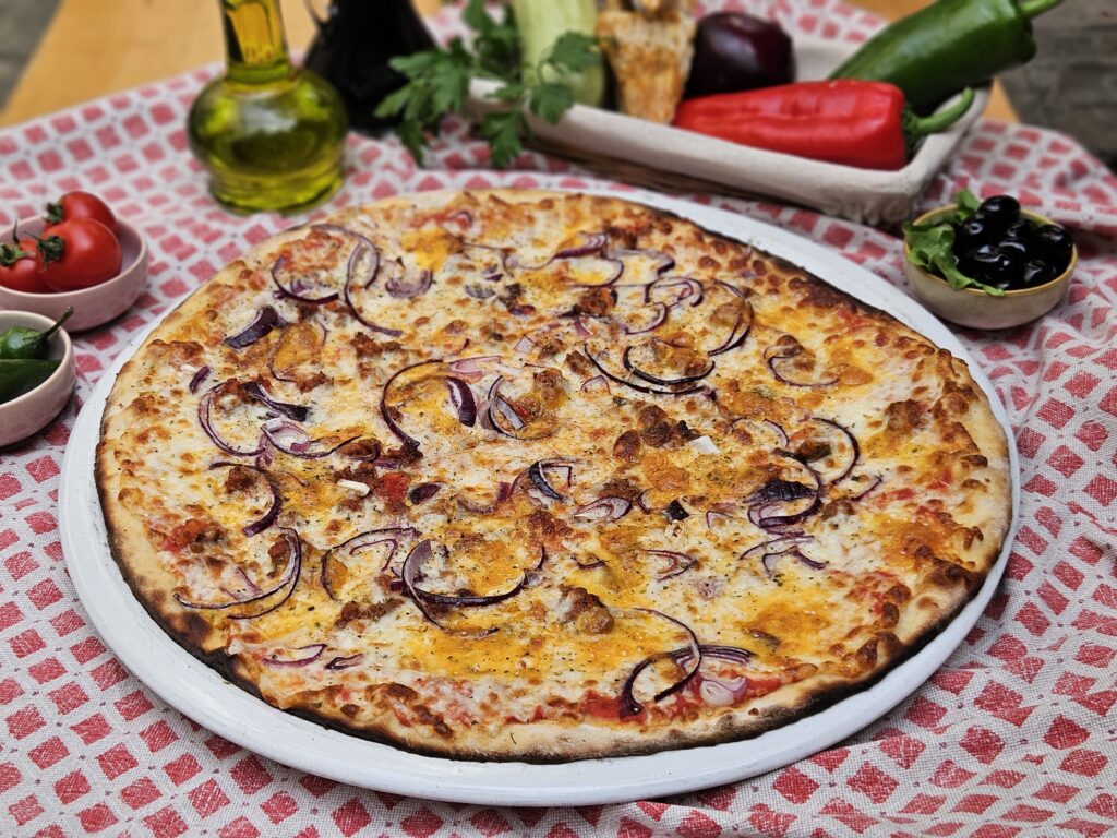 Pizza Bologna